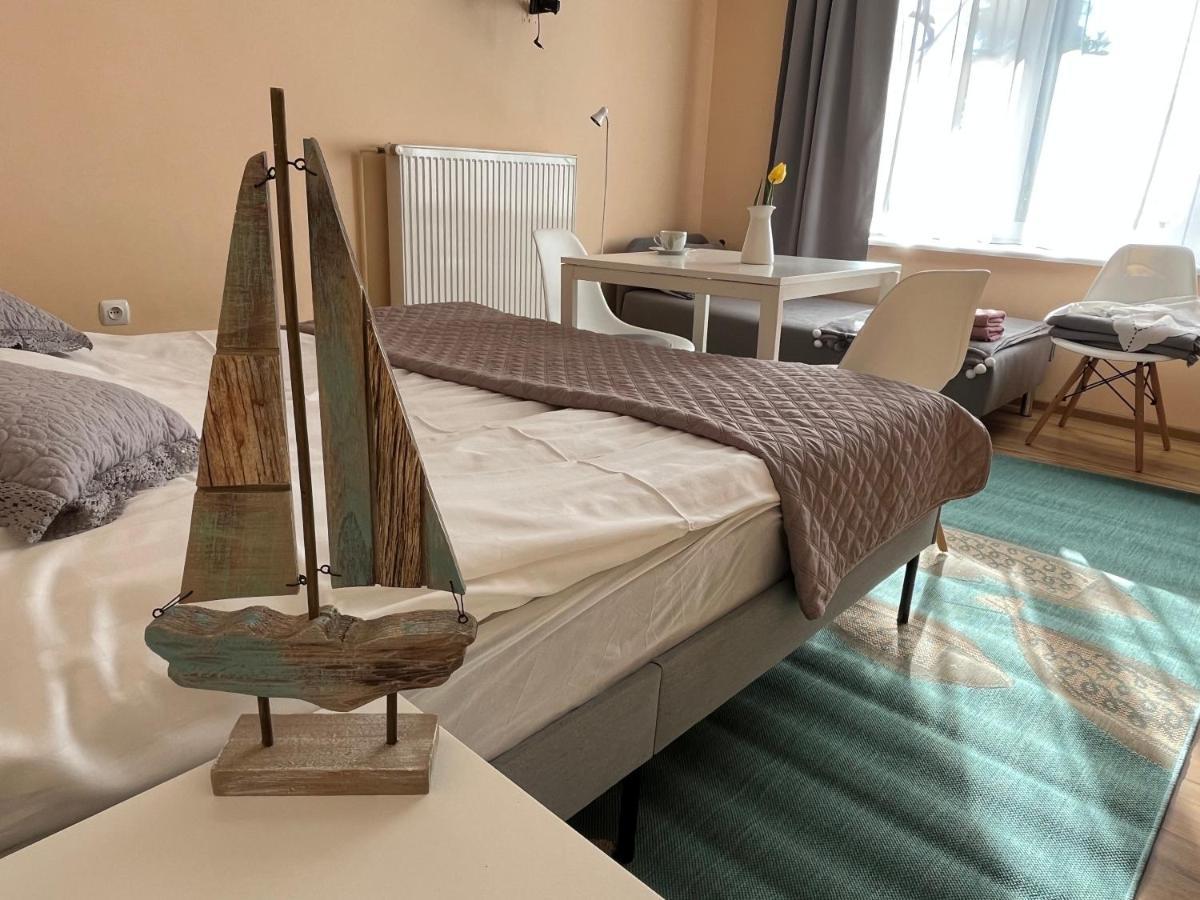 Pensjonat Victoria Hotel Miedzyzdroje Eksteriør billede